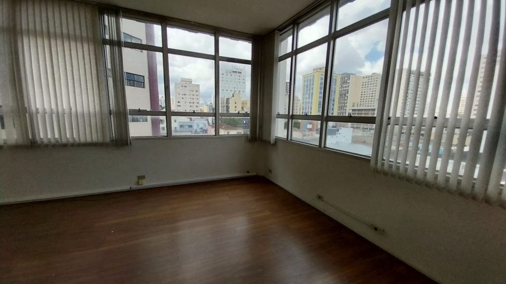 Sala Comercial – Ed. Urupês