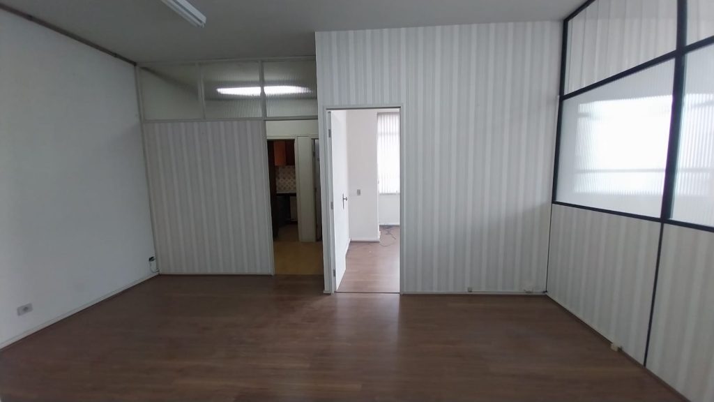 Sala Comercial – Ed. Urupês