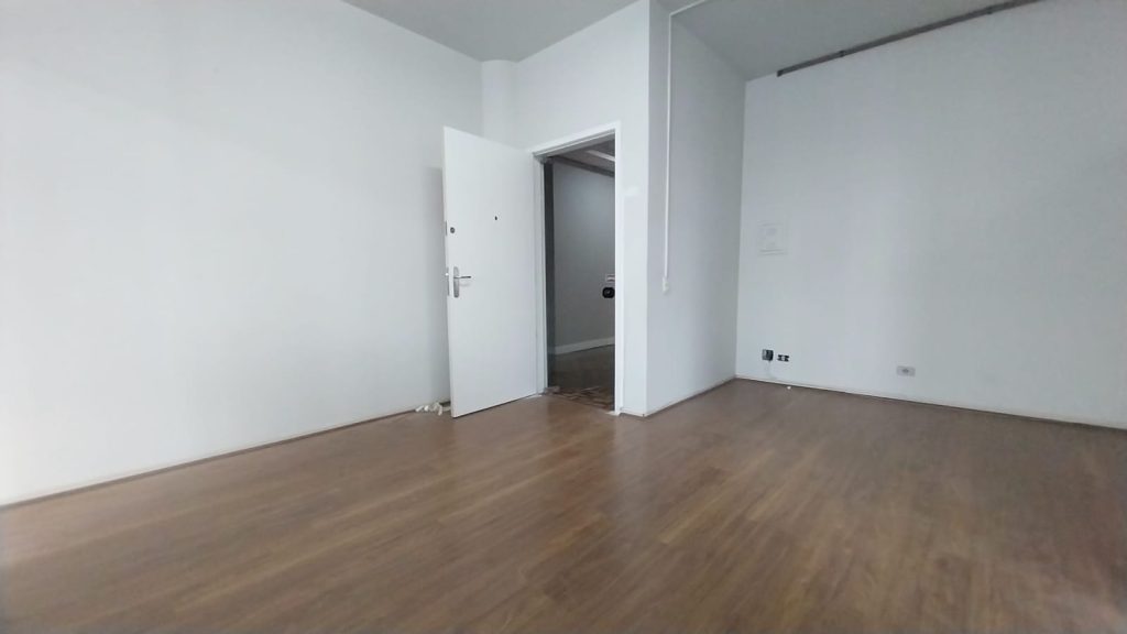 Sala Comercial – Ed. Urupês