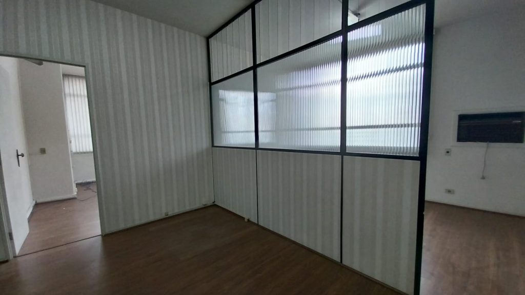 Sala Comercial – Ed. Urupês