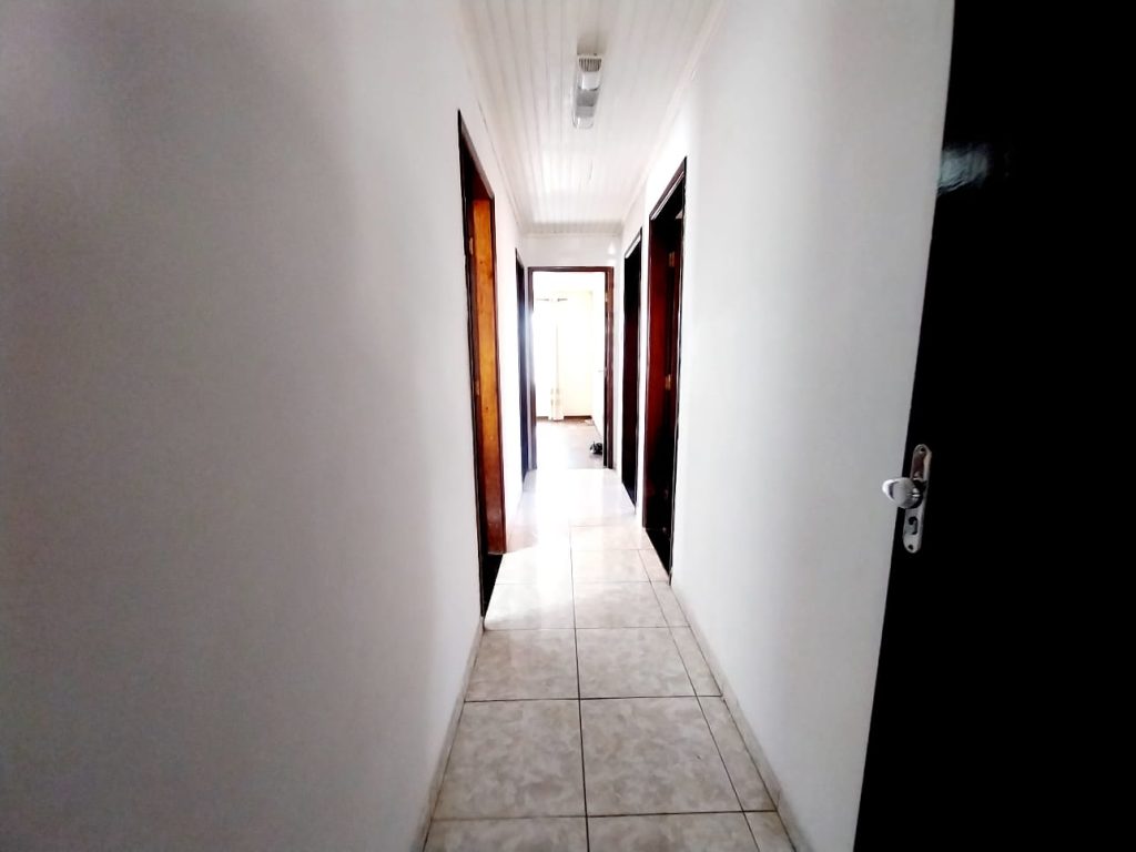 Casa 4 Dormitórios – Santa Quitéria