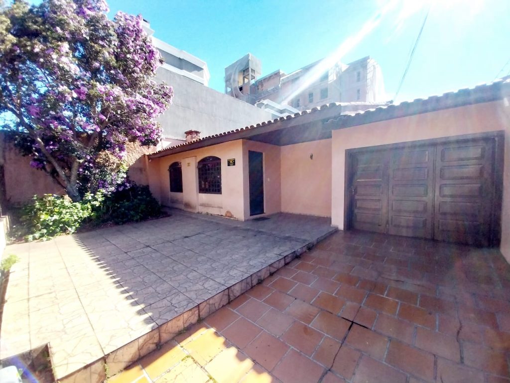 Casa 4 Dormitórios – Santa Quitéria