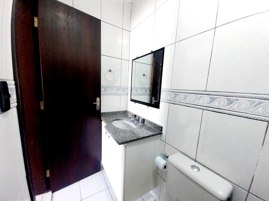 Sobrado 3 Dormitórios – Santa Quitéria