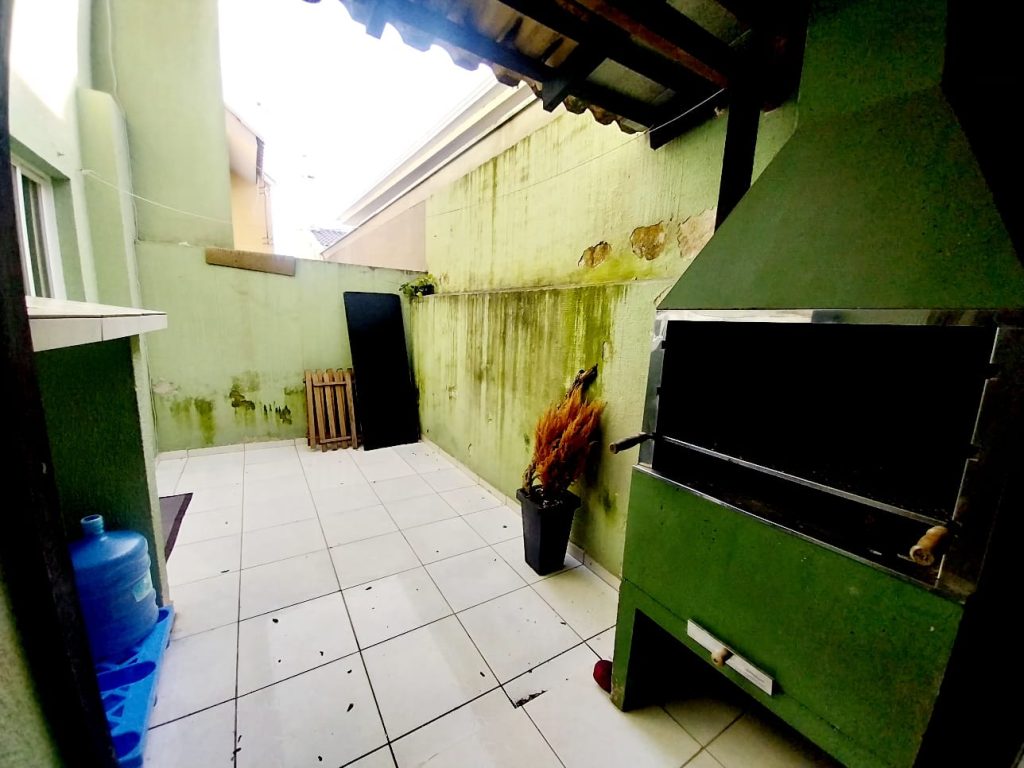 Sobrado 3 Dormitórios – Santa Quitéria